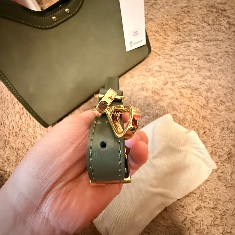 Elegant Green Handbag